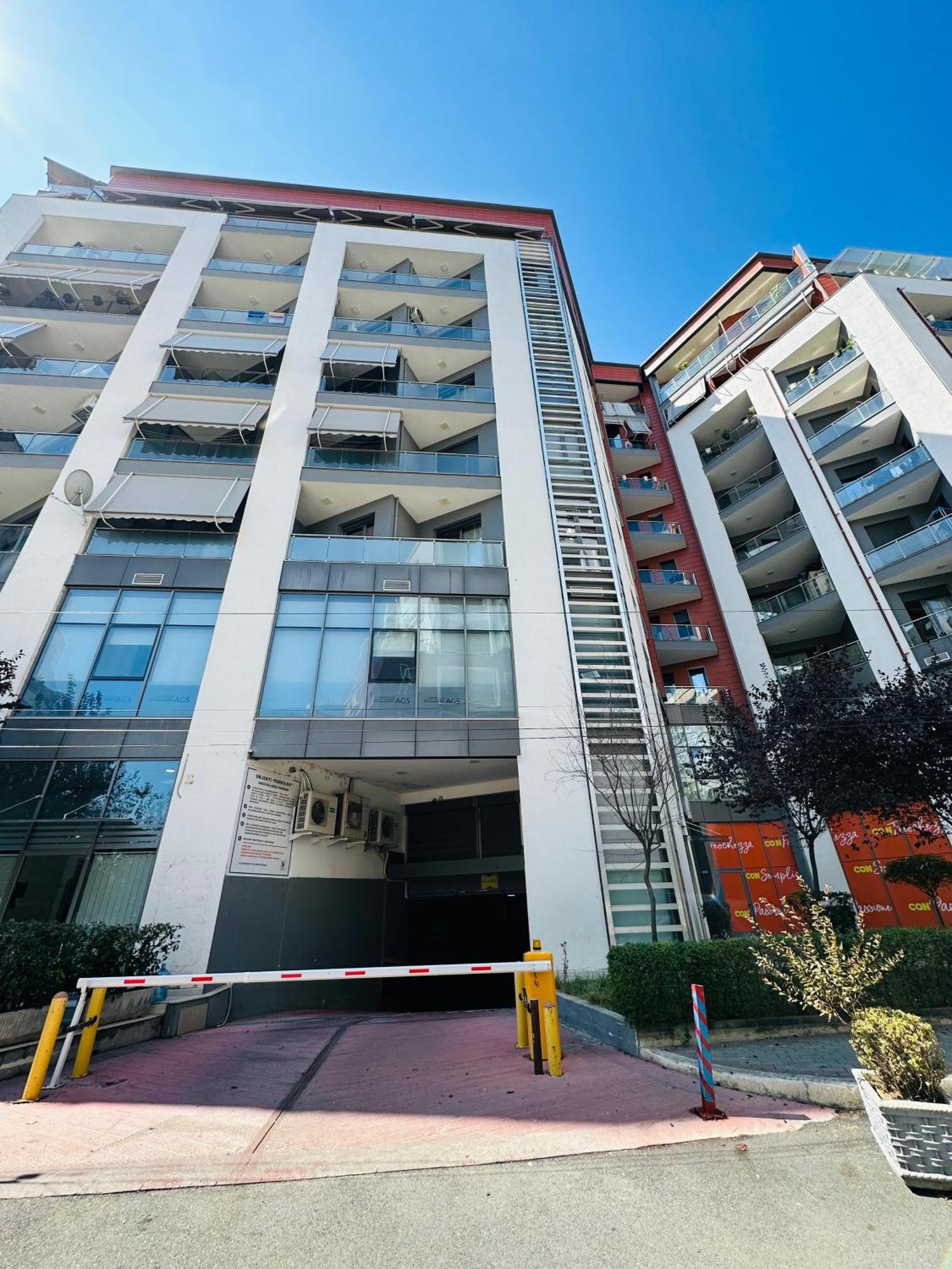 Lake Escape - Home 2 Tirana Exterior foto